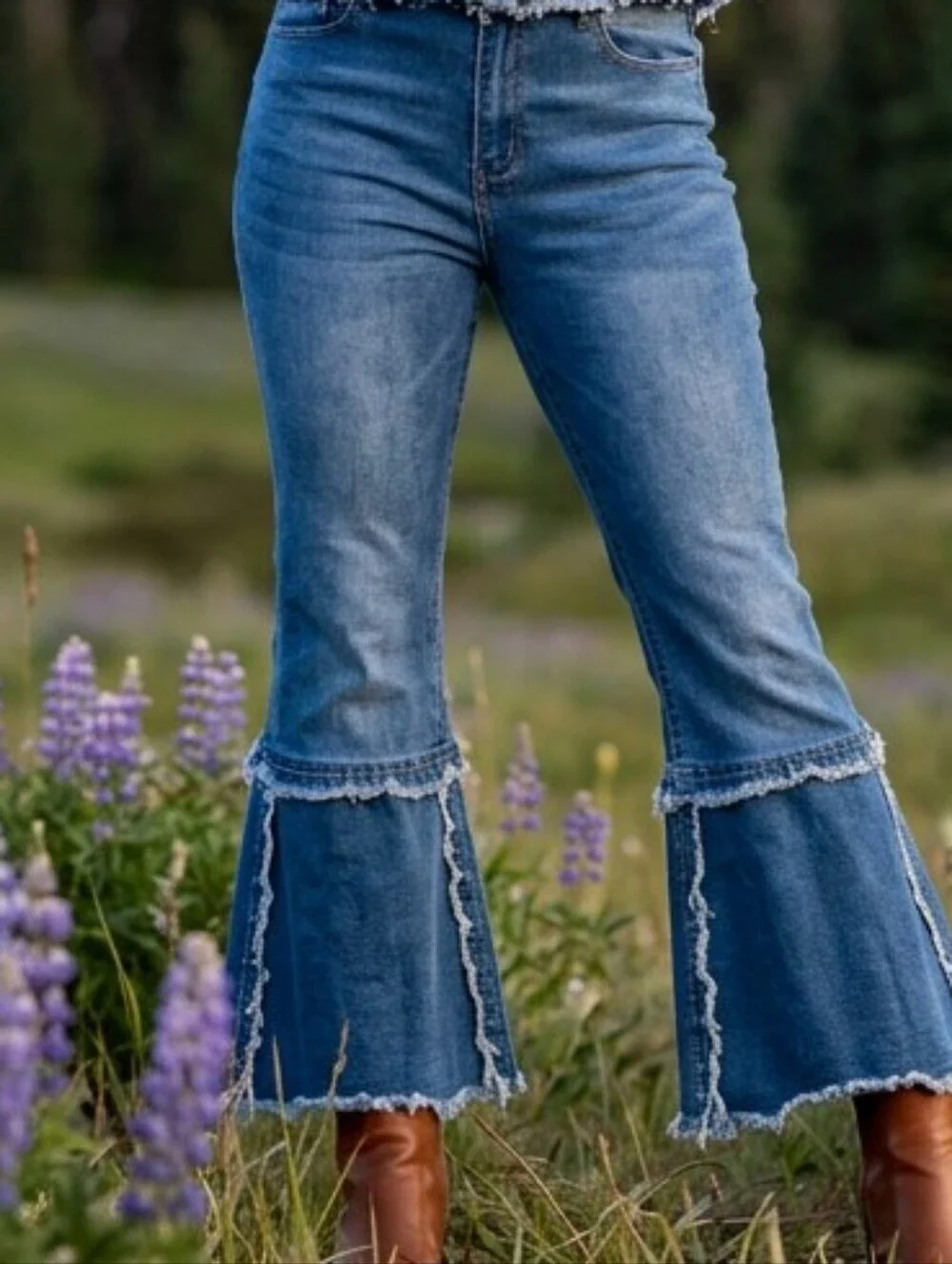 Women's Plus Size Blue Flare & Wide Leg Frayed Embellished Jeans 3XL